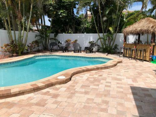 770 Mandalay Ave Home