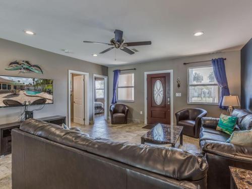 770 Mandalay Ave Home