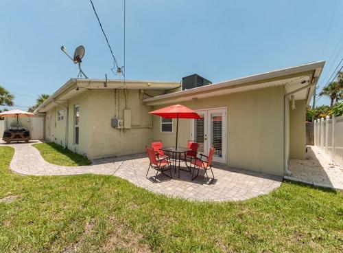 830 Bohenia Cir House