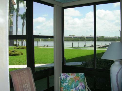 Bay Mariner 115 Apartment