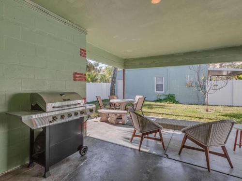 870 Bayway Boulevard Home