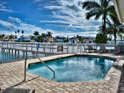 Apartamento Brightwater Point 105
