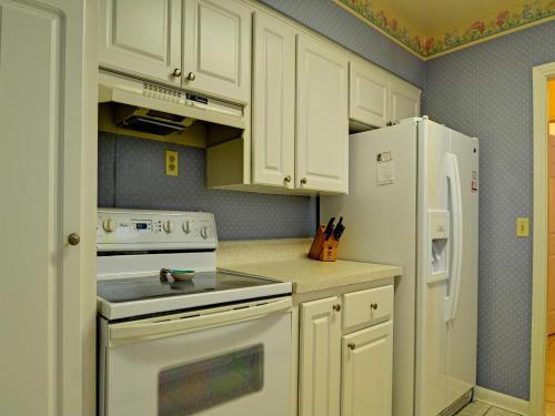 Villa Dolphin House 966