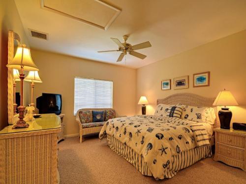 Villa Dolphin House 966