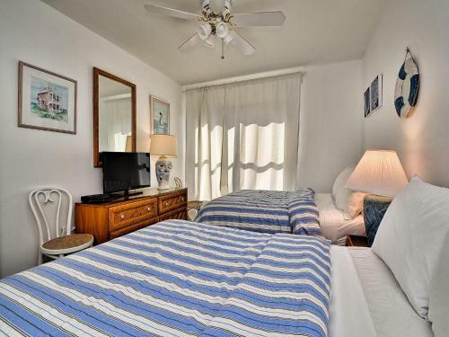 Apartamento Surfside Condos 204