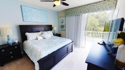 Three-bedroom Townhome With Private Pool (1631)
