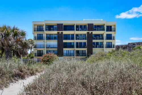 Apartamento Oceanfront Chateau #308