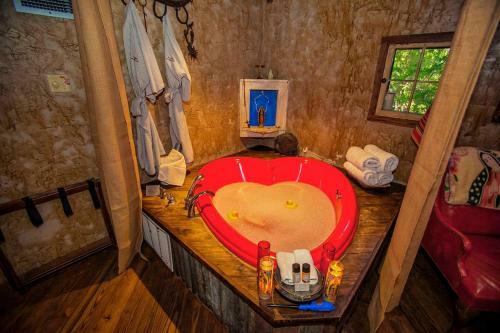 Bed & Breakfast 7f Lodge And Events
