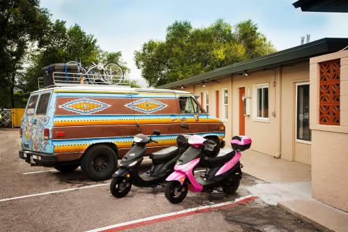 Colorado Adventure Hostel