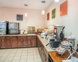 Hotel Comfort Suites