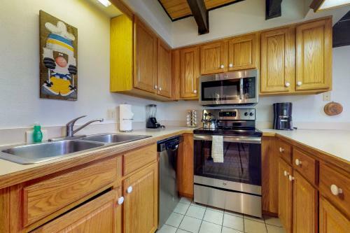 Timber Creek Bldg B #305