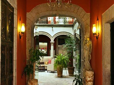 Hotel Mision Catedral Morelia