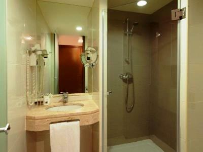 Luxe Hotel
