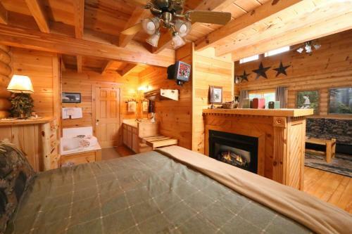 Smoky Cascades - One Bedroom