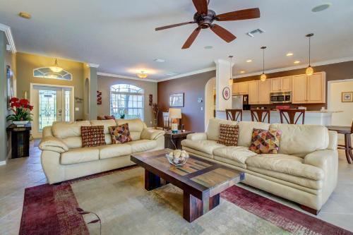 Maple Pines Villa