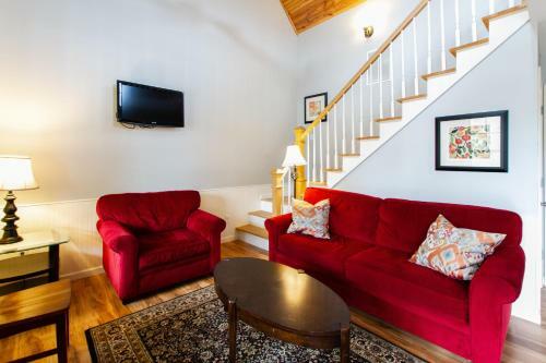 The Dahlonega Square Hotel