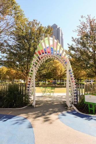 Apartamento Experience Dallas Hotspots | Prime Uptown Location
