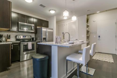 Apartamento Uptown Victory Park 1209