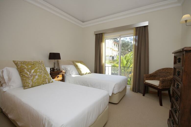 Hotel Palheiro Village