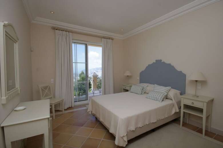 Hotel Palheiro Village