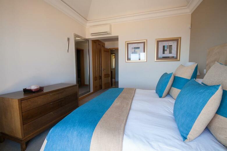 Hotel Palheiro Village