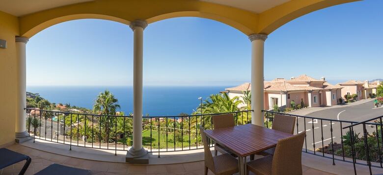 Hotel Palheiro Village