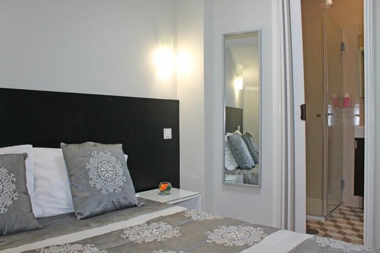 Hotel Residencial Lunar