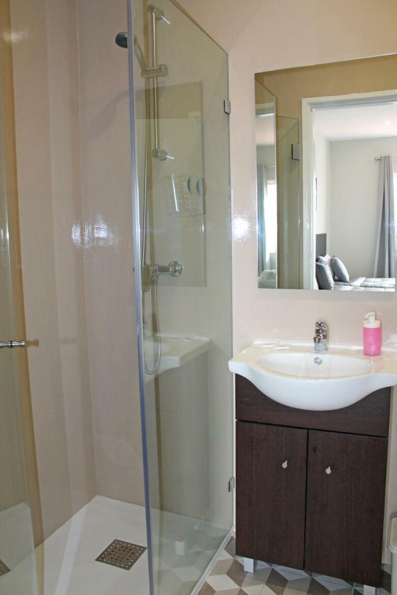 Hotel Residencial Lunar