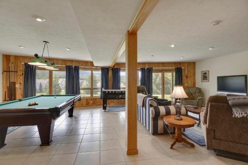 Moosie Chalet Four-bedroom Chalet