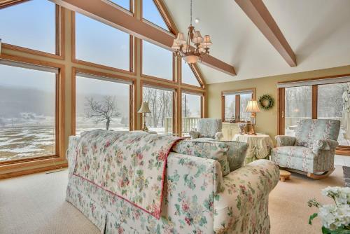 Peace In The Valley Three-bedroom Chalet