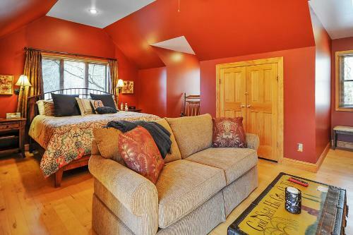 Sunnyside Five-bedroom Chalet
