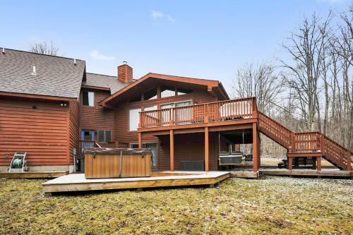 Sunnyside Five-bedroom Chalet