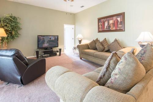 550 Prestwick Villa #50574