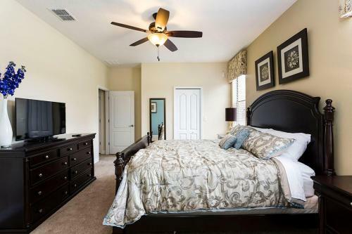 Champions Gate - Eight Bedroom Villa - Cg008