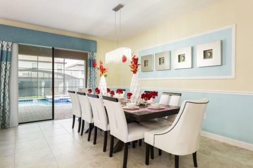 Champions Gate - Eight Bedroom Villa - Cg025