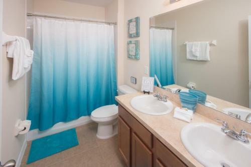 Julie's Oasis Villa - Four Bedroom Home