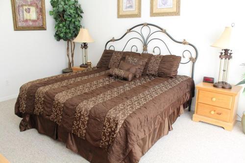 Glenbrook Villa 16748