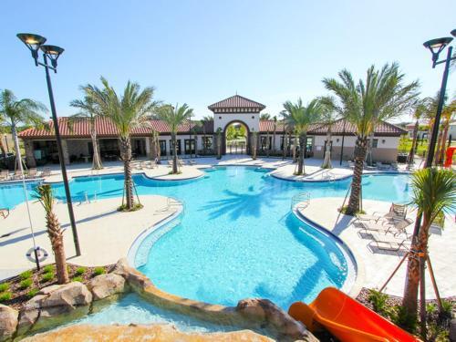 Oak Tree Villa 4140