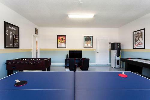 Champions Gate - Eight Bedroom Villa - Cg003