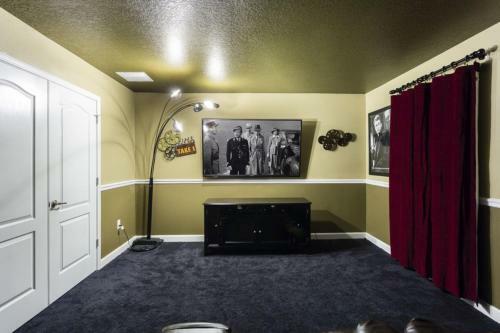 Champions Gate - Eight Bedroom Villa - Cg012