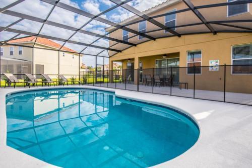 6 Bedroom, 5 Bath Vacation 4164od Villa