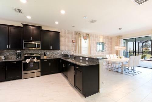 Champions Gate - Five Bedroom Villa - Cg024