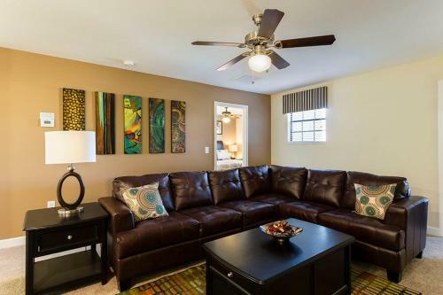 Champions Gate - Eight Bedroom Villa - Cg017