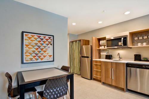Hotel Home2 Suites By Hilton Daytona Beach Speedway