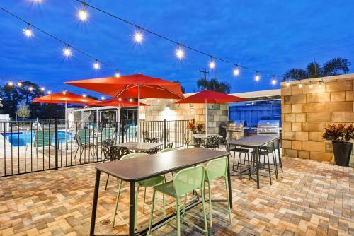 Hotel Home2 Suites By Hilton Daytona Beach Speedway