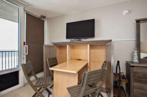 Pirates Cove Condo Unit #410