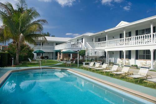 Hotel Carriage House Resort