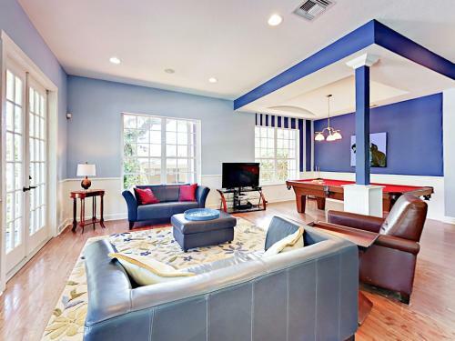 10 Ne 7th Street Home