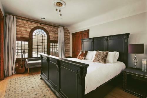Henry Lee House