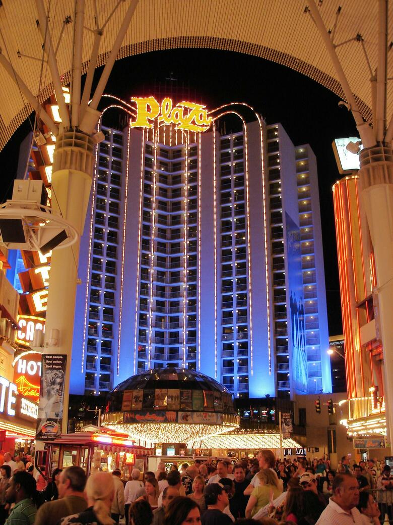 Plaza Hotel & Casino